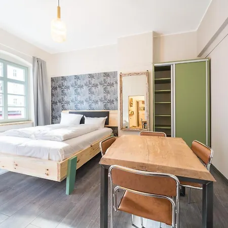 Daire Design - 